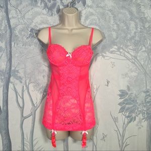 Victoria’s Secret Hot Pink Lace Underwire Corset Shapewear Basque XXS XS 32B